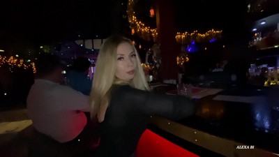 Манда из клуба дала мажорику в туалете, надеясься на финансовую поддержку.